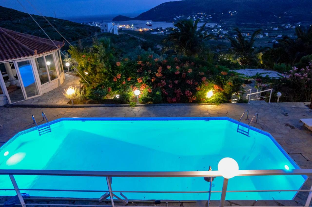 Kymothoi Rooms & Pool Bar กาวริยอน ภายนอก รูปภาพ